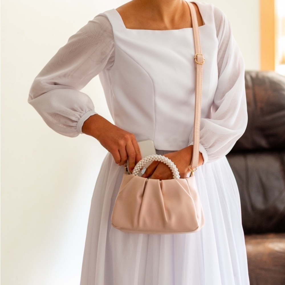 Elegant Pink Pearl Handled Bag